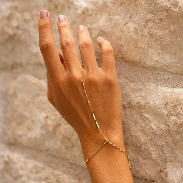 Napoli Hand Chain
